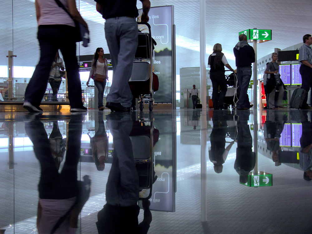 diaz cubero, filtros de seguridad, filtros de seguridad del aeropuerto de sevilla