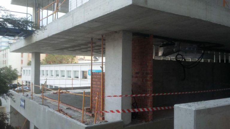 Diaz Cubero avanza en las obras de la biblioteca del campus Algeciras